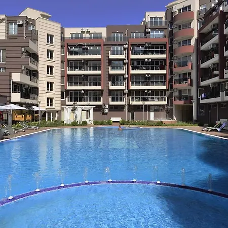 Admiral Plaza Private *