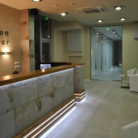 Admiral Plaza Private Apartment *