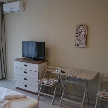 Admiral Plaza Private Apartment