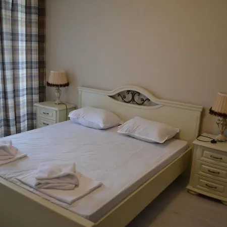 Admiral Plaza Private Slăntjev Brjag