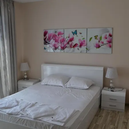 Apartment Admiral Plaza Private
