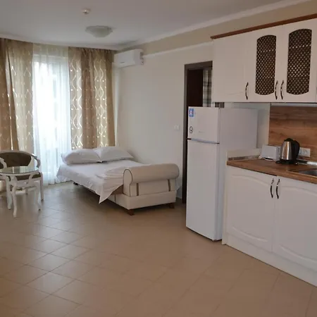 Admiral Plaza Private Apartment