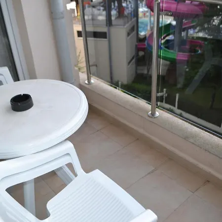 Admiral Plaza Private Slăntjev Brjag